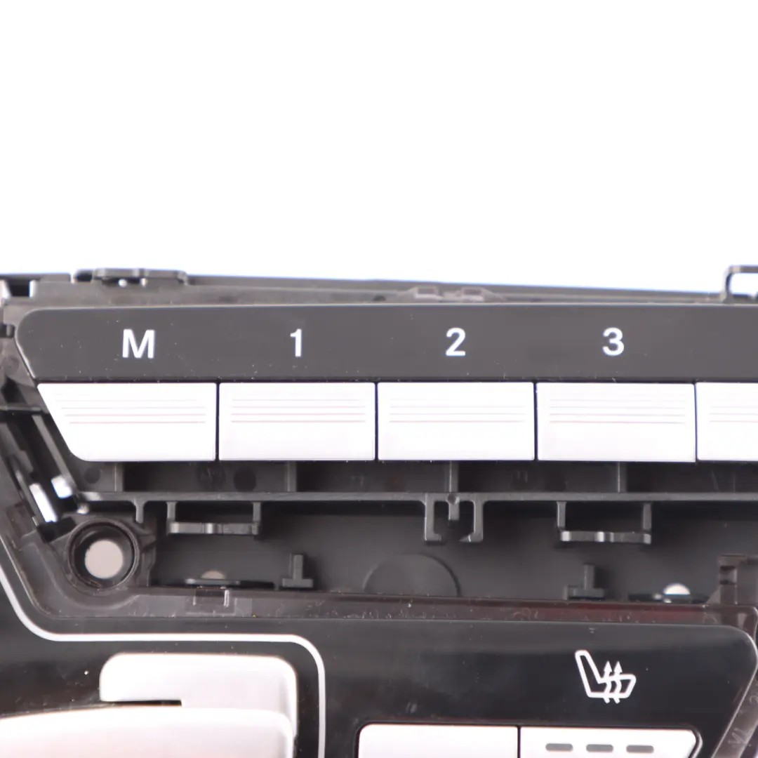 Asiento Control Botón Memoria Delantero Izquierdo para Mercedes W221 con número de pieza A2218700458 Mercedes W221 Asiento Control Botón Memoria Delantero Izquierdo - SKU A2218700458 - Número de pieza A2218700458