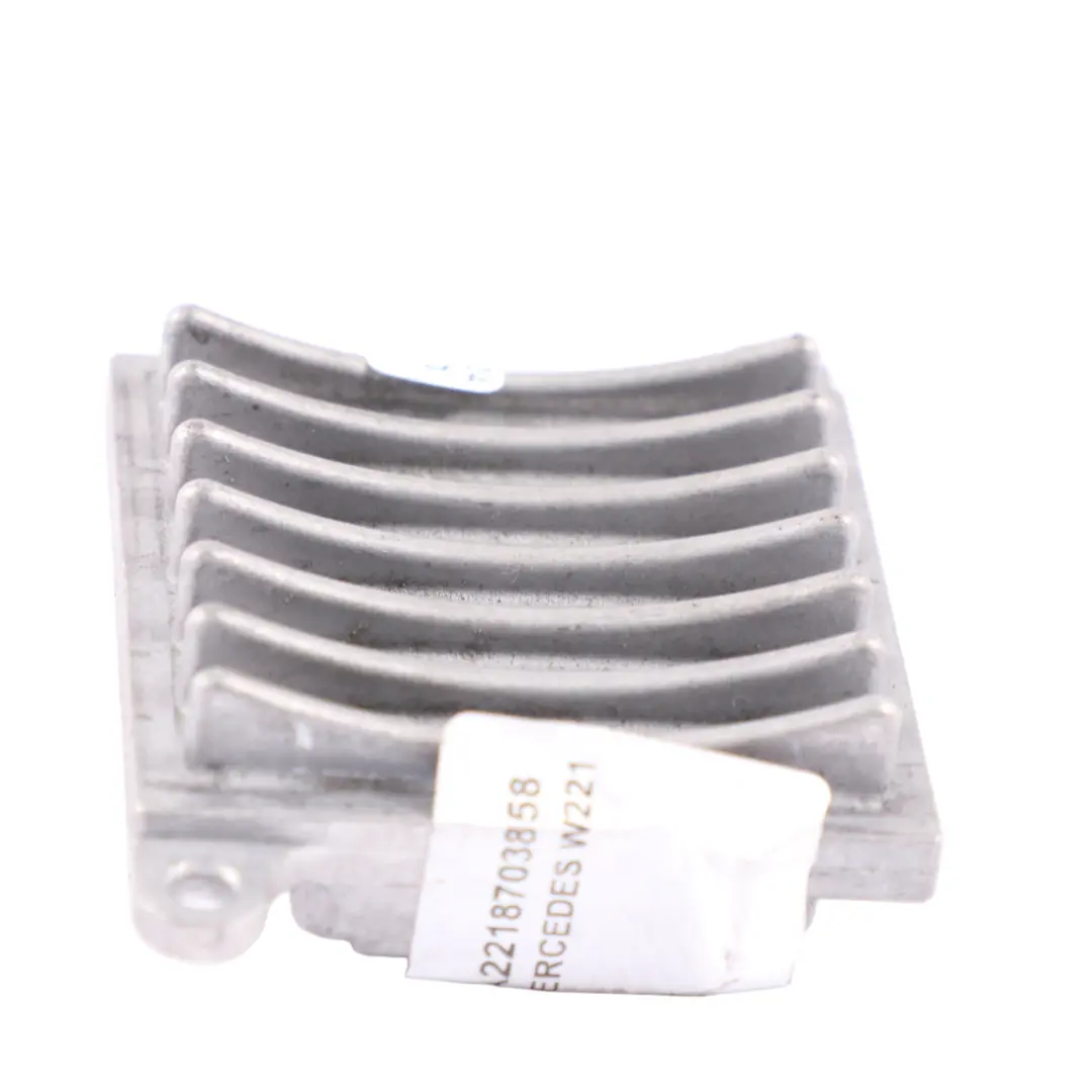 motore soffiatore riscaldatore ventilatore regolatore per Mercedes W221 con numero di parte A2218703858 Mercedes W221 motore soffiatore riscaldatore ventilatore regolatore - SKU A2218703858 - Numero di parte A2218703858