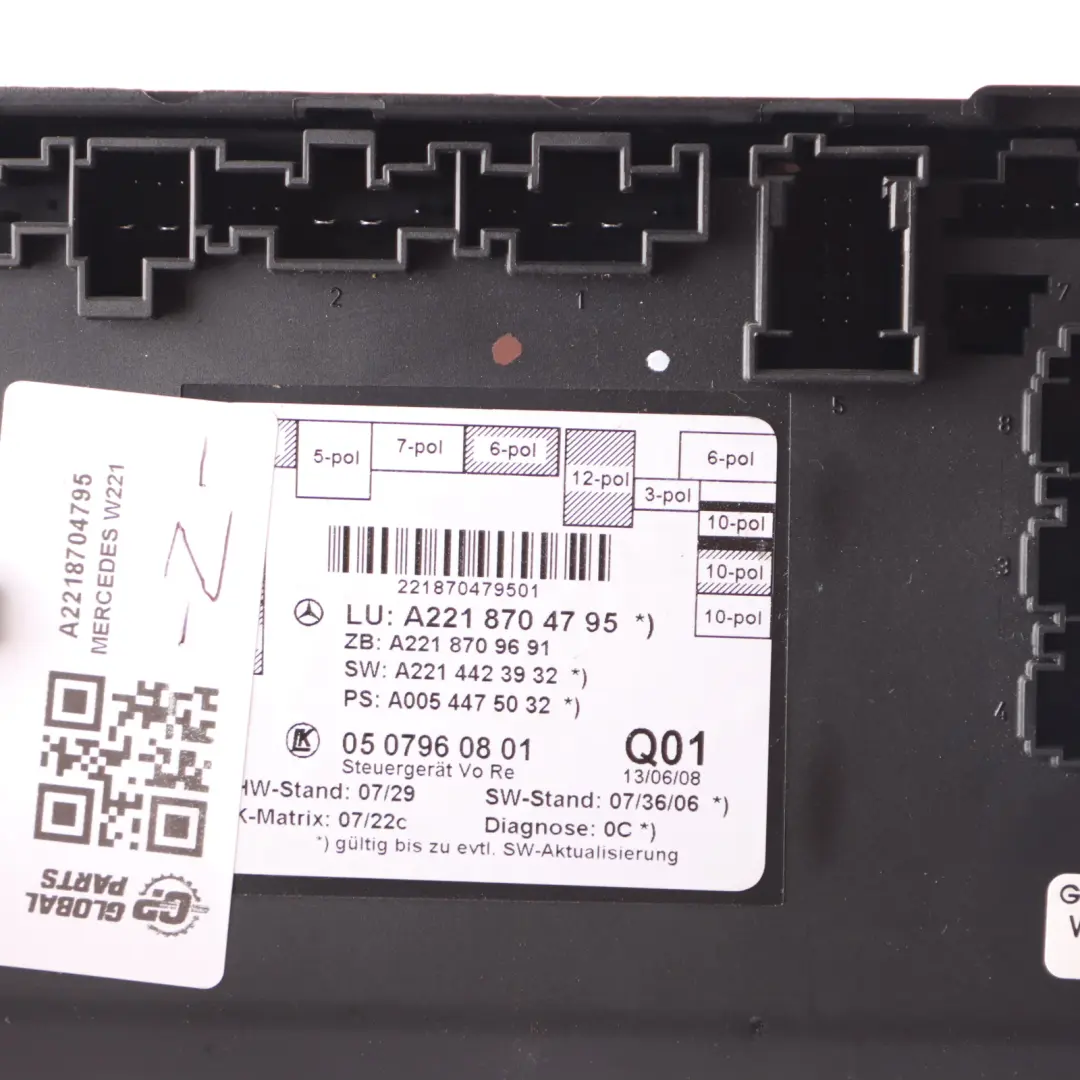 Door Module Mercedes W221 Front Door Right O/S Control Module to with Part number A2218704795 Door Module Mercedes W221 Front Door Right O/S Control Module - SKU A2218704795 - Part number A2218704795