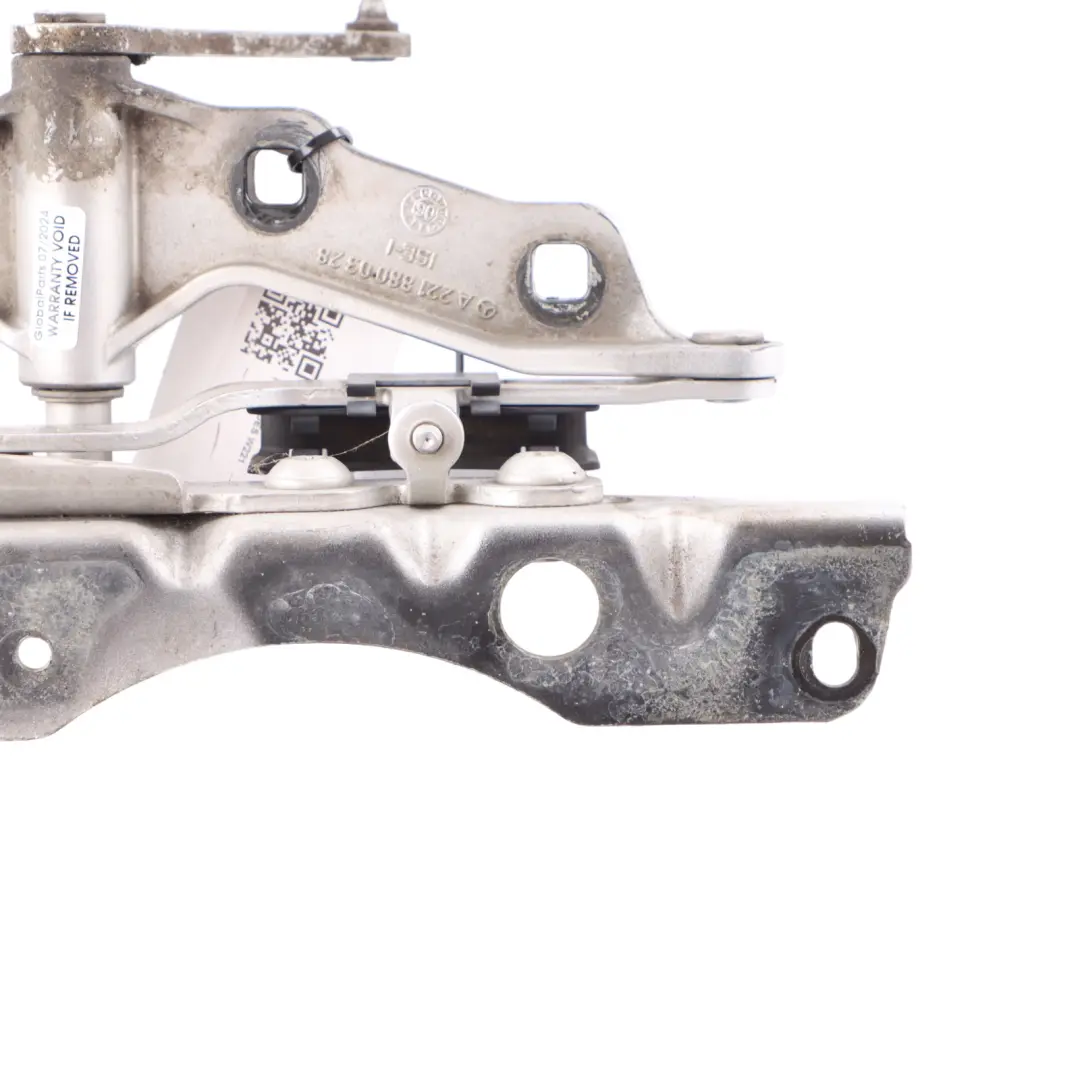 Mercedes W221 Capot Charnière Gauche Argent Iridium Métallisé - 775 - SKU A2218800328-IRS - Numéro de pièce A2218800328