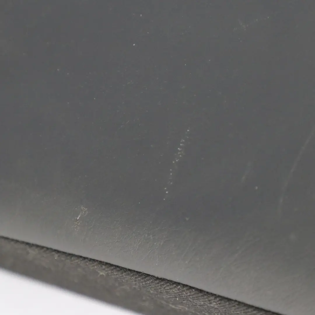 Cojín Asiento Trasero Central Cuero Negro para Mercedes W221 con número de pieza A2219204921 Mercedes W221 Cojín Asiento Trasero Central Cuero Negro - SKU A2219204921 - Número de pieza A2219204921