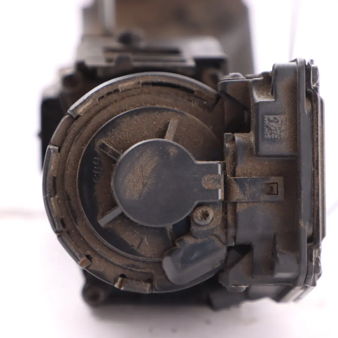 Brake Throttle Accelerator Gas Pedal Pad to Mercedes W205 with Part number A2223003400 Mercedes W205 Brake Throttle Accelerator Gas Pedal Pad - SKU A2223003400 - Part number A2223003400