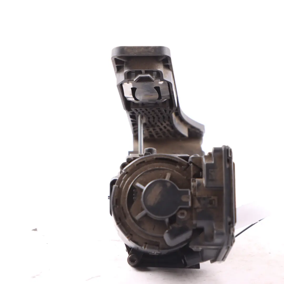 Brake Throttle Accelerator Gas Pedal Pad to Mercedes W205 with Part number A2223003400 Mercedes W205 Brake Throttle Accelerator Gas Pedal Pad - SKU A2223003400 - Part number A2223003400