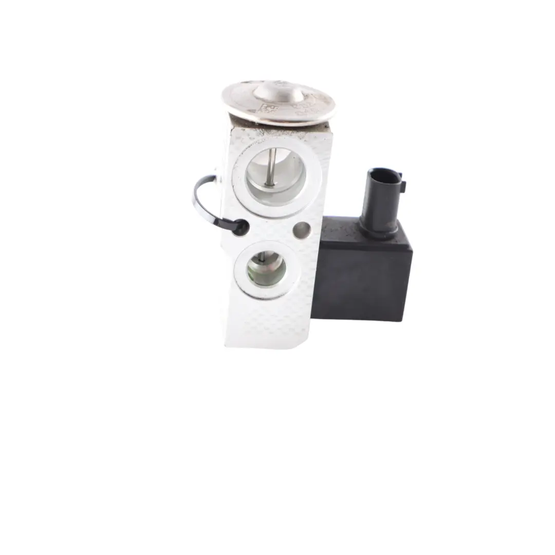 Valvola Espansione Aria Condizionata A/C per Mercedes C118 W177 W205 con numero di parte A2228301801 Mercedes C118 W177 W205 Valvola Espansione Aria Condizionata A/C - SKU A2228301801 - Numero di parte A2228301801