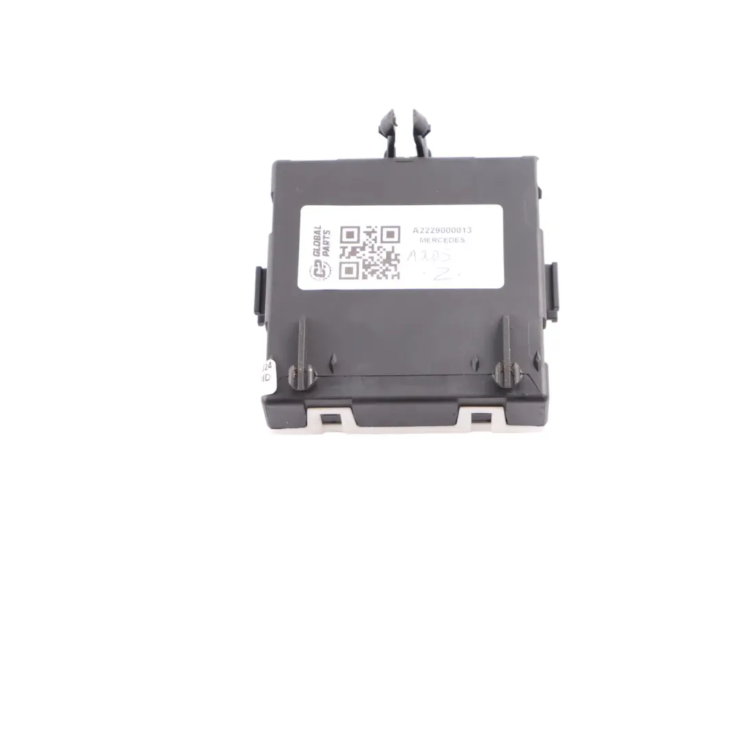 Modulo porta Mercedes W205 X253 Porta anteriore destra Unità per con numero di parte A2229000013 Modulo porta Mercedes W205 X253 Porta anteriore destra Unità - SKU A2229000013 - Numero di parte A2229000013