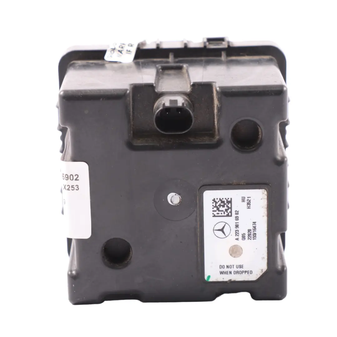 Generatore suono motore Mercedes W177 W213 C253 anteriore posteriore per con numero di parte A2239016902 Generatore suono motore Mercedes W177 W213 C253 anteriore posteriore - SKU A2239016902 - Numero di parte A2239016902