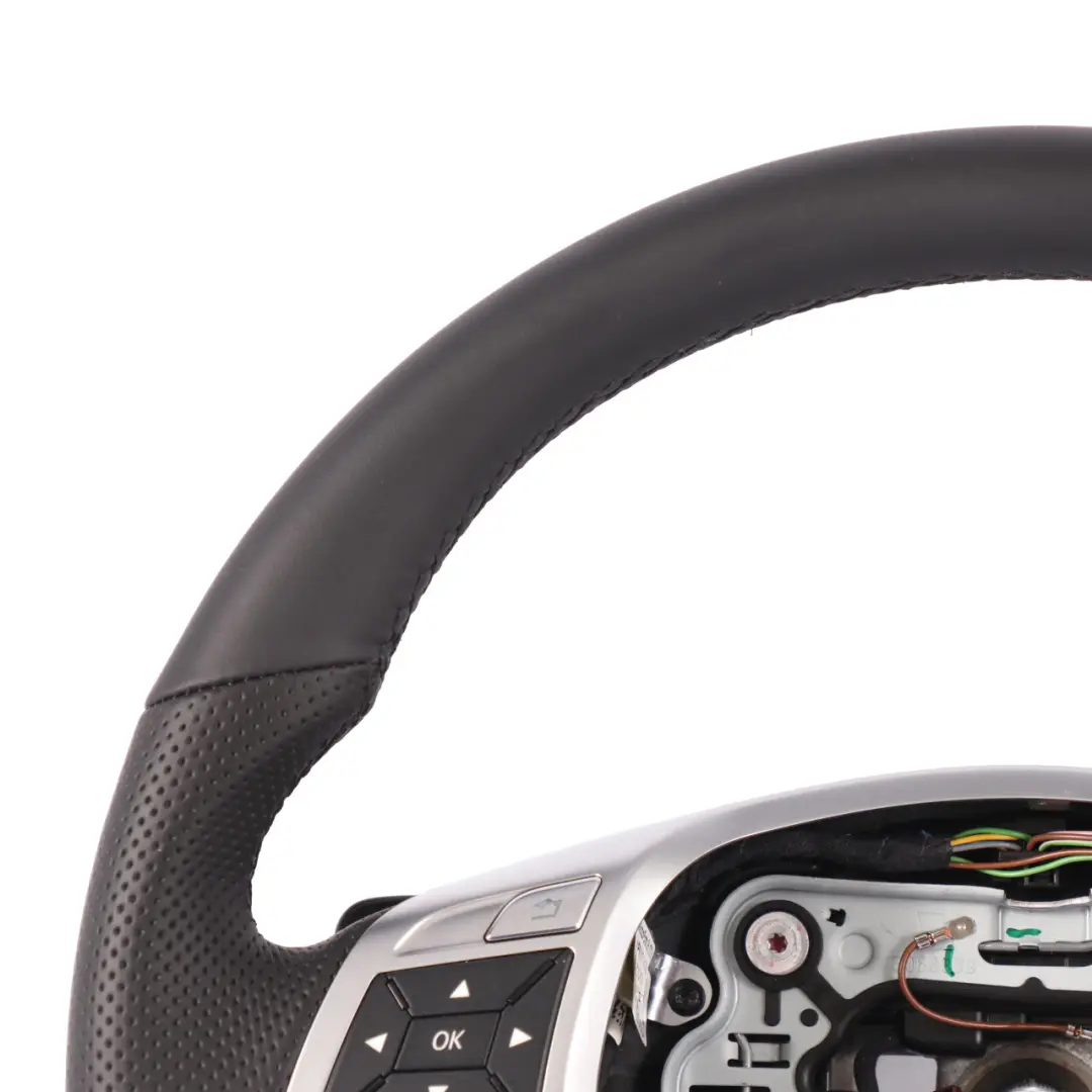 NUOVO Volante Nero in Pelle Multifunzione Cambio al Volante per Mercedes SLK R172 con numero di parte A2314600103 Mercedes SLK R172 NUOVO Volante Nero in Pelle Multifunzione Cambio al Volante - SKU A2314600103-1 - Numero di parte A2314600103