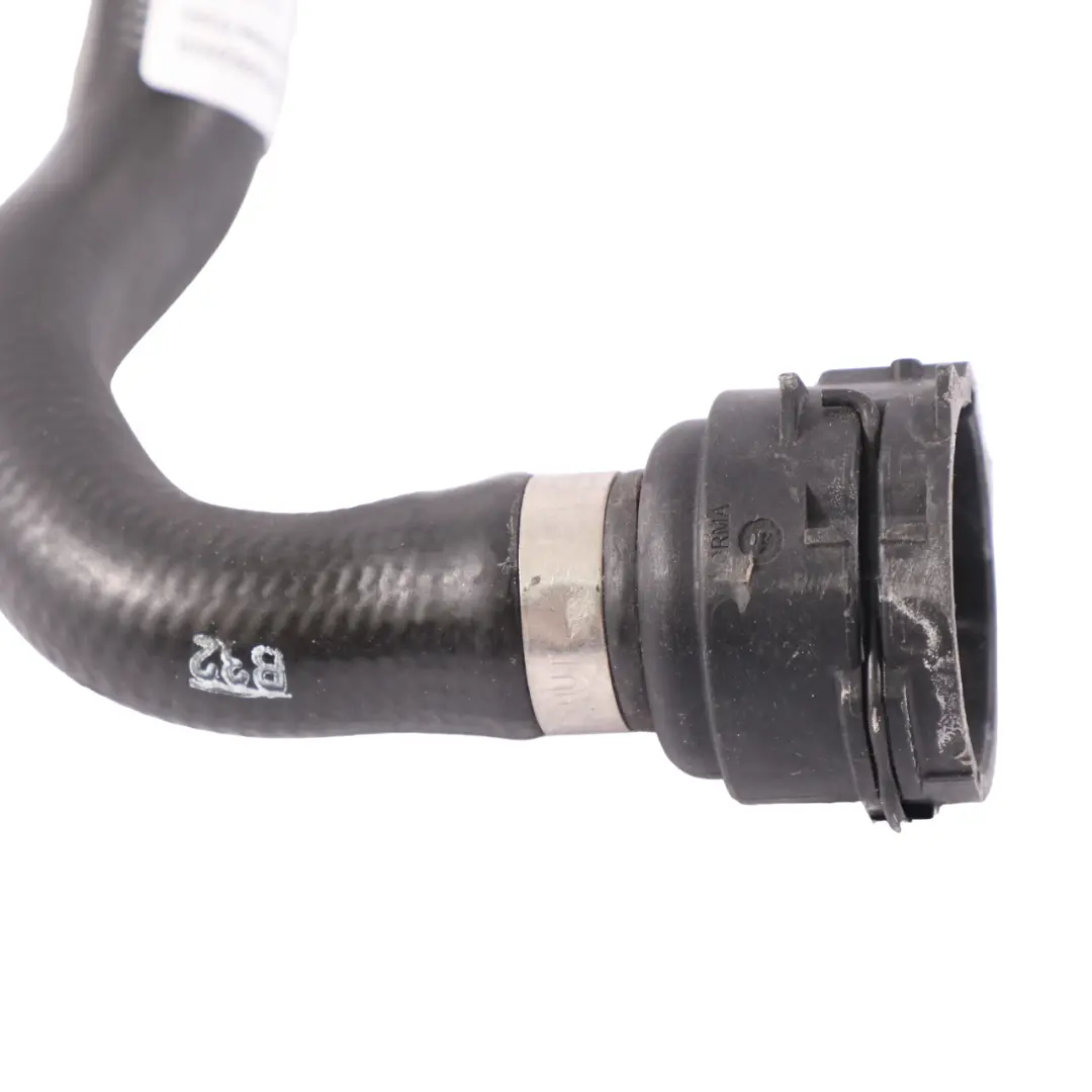 Tuyau d'eau refroidissement radiateur gauche pour Mercedes H243 à propos du numéro de pièce A2435002800 Mercedes H243 Tuyau d'eau refroidissement radiateur gauche - SKU A2435002800 - Numéro de pièce A2435002800