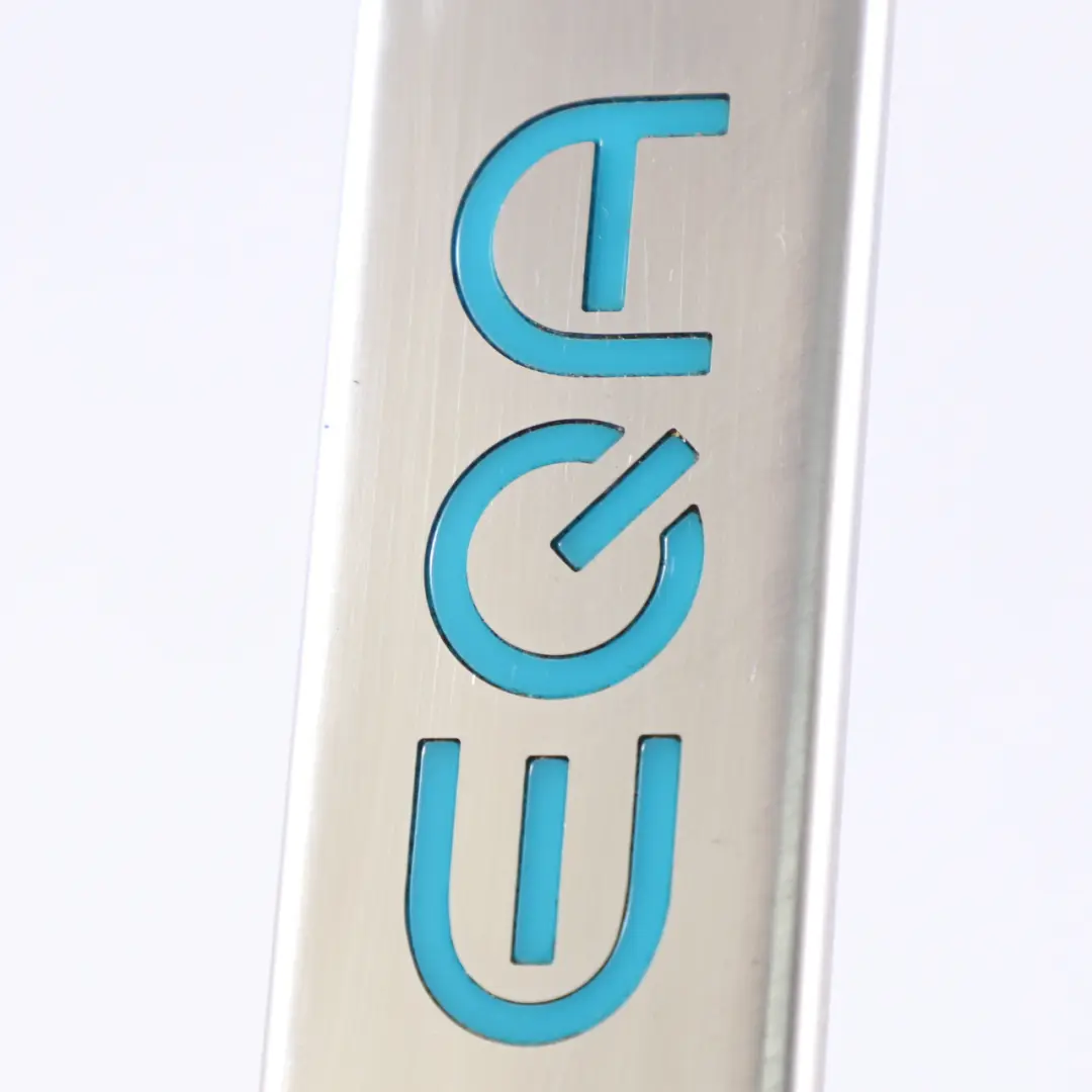 Tür Schweller Leiste Vorne Rechts Einstiegs Leiste Beleuchtet für Mercedes H243 EQA mit Teilenummer A2436806200 Mercedes H243 EQA Tür Schweller Leiste Vorne Rechts Einstiegs Leiste Beleuchtet - SKU A2436806200 - Teilenummer A2436806200