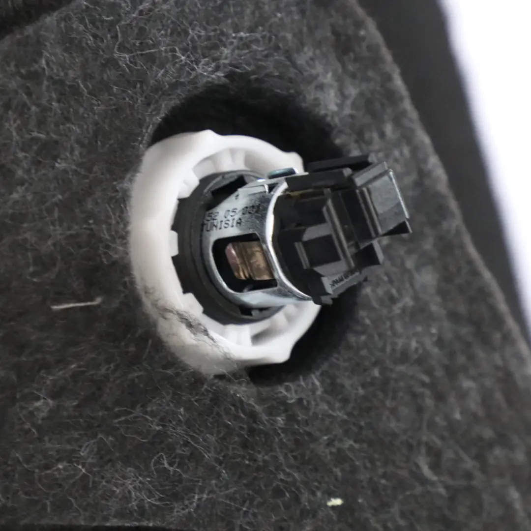 Maletero Panel de Embellecedor Izquierdo Tapa para Mercedes H243 con número de pieza A2436900500 Mercedes H243 Maletero Panel de Embellecedor Izquierdo Tapa - SKU A2436900500 - Número de pieza A2436900500