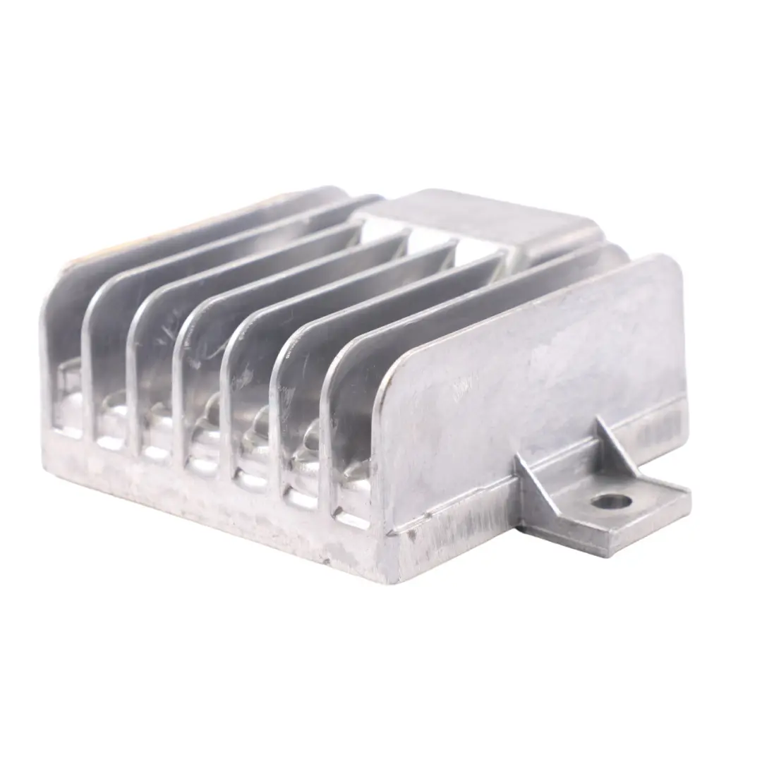 Module d'amplification audio arrière Harman pour Mercedes GLC X253 à propos du numéro de pièce A2439008400 Mercedes GLC X253 Module d'amplification audio arrière Harman - SKU A2439008400 - Numéro de pièce A2439008400