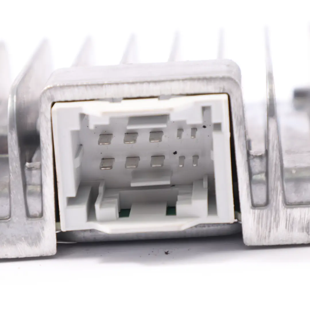 Module d'amplification audio arrière Harman pour Mercedes GLC X253 à propos du numéro de pièce A2439008400 Mercedes GLC X253 Module d'amplification audio arrière Harman - SKU A2439008400 - Numéro de pièce A2439008400