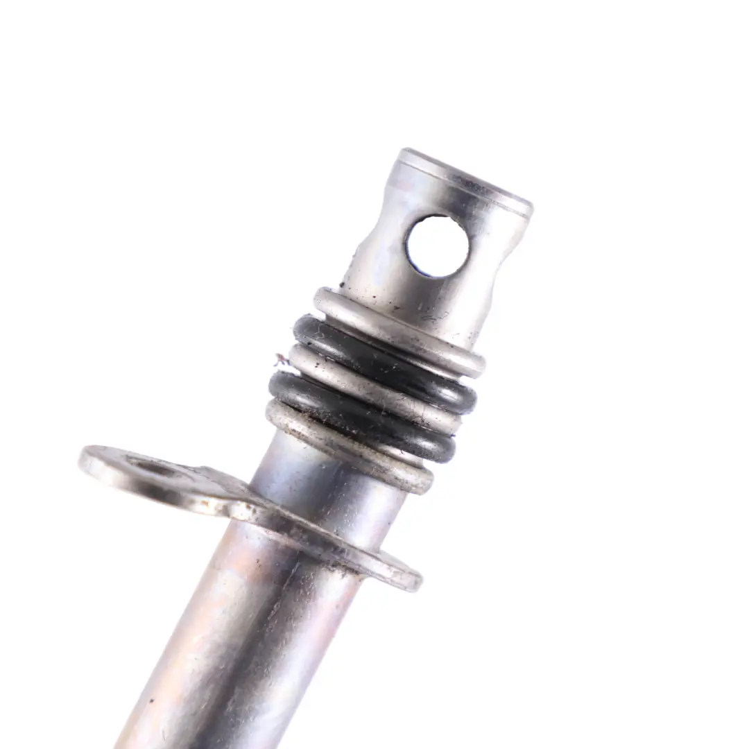 tubo rifornimento olio trasmissione automatica per Mercedes W176 Linea con numero di parte A2463700384 Mercedes W176 Linea tubo rifornimento olio trasmissione automatica - SKU A2463700384-1 - Numero di parte A2463700384