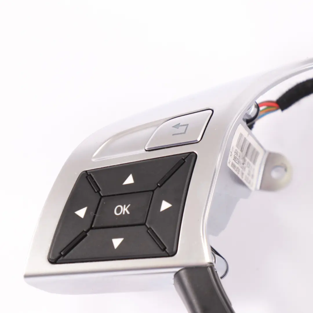 Mercedes W204 Volante Interruptor Multifunción Botón Trim - SKU A2464601503 - Número de pieza A2464601503