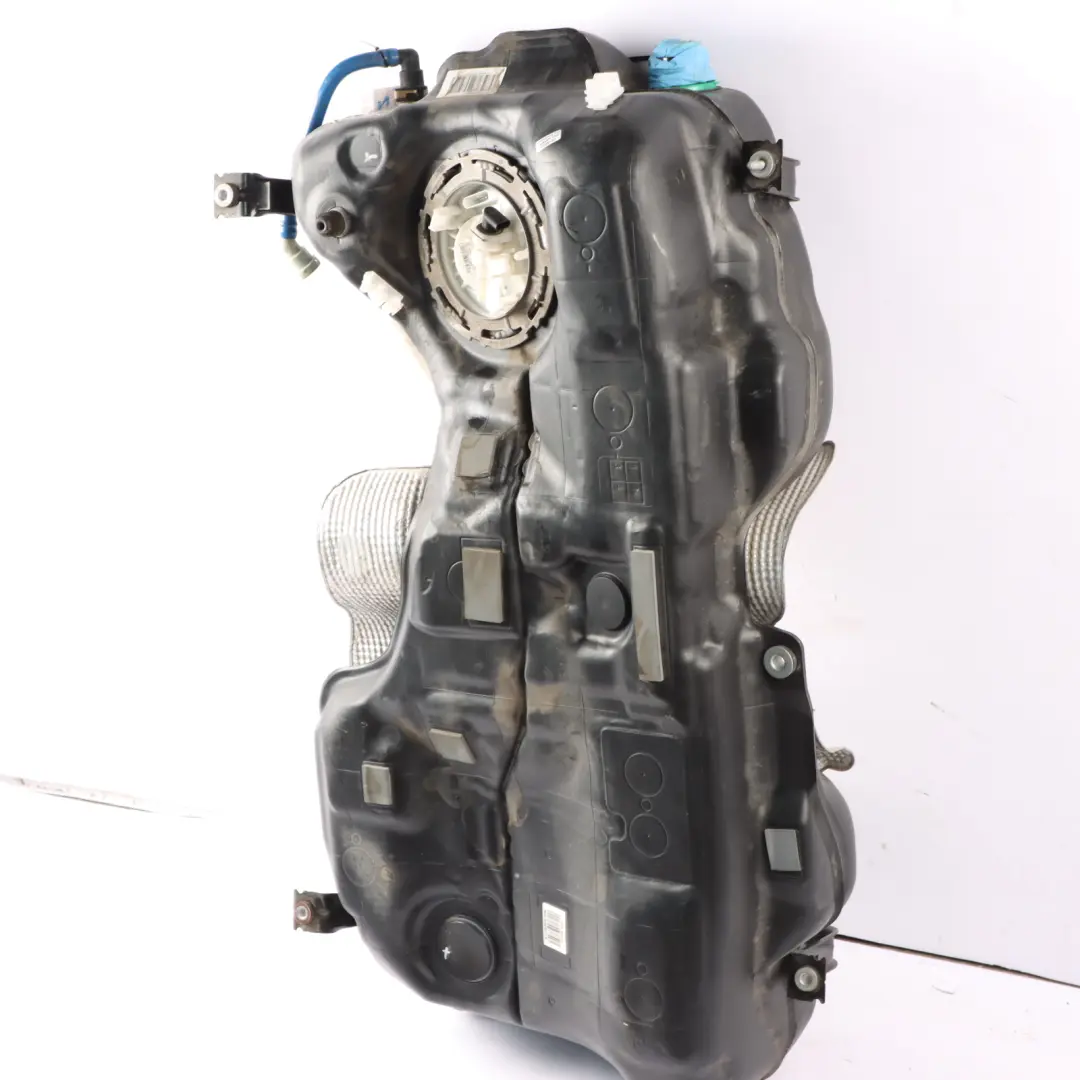 Complete Fuel Reservoir to Fuel Tank Mercedes X156 W176 W246 Petrol with Part number A2464703200 Fuel Tank Mercedes X156 W176 W246 Petrol Complete Fuel Reservoir - SKU A2464703200-1 - Part number A2464703200
