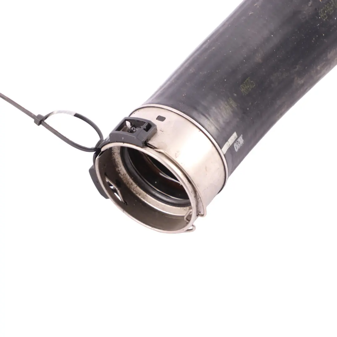 W156 W176 W246 Ladeluft Schlauch Für Ladeluft Kühler für Mercedes mit Teilenummer A2465280682 Mercedes W156 W176 W246 Ladeluft Schlauch Für Ladeluft Kühler - SKU A2465280682 - Teilenummer A2465280682