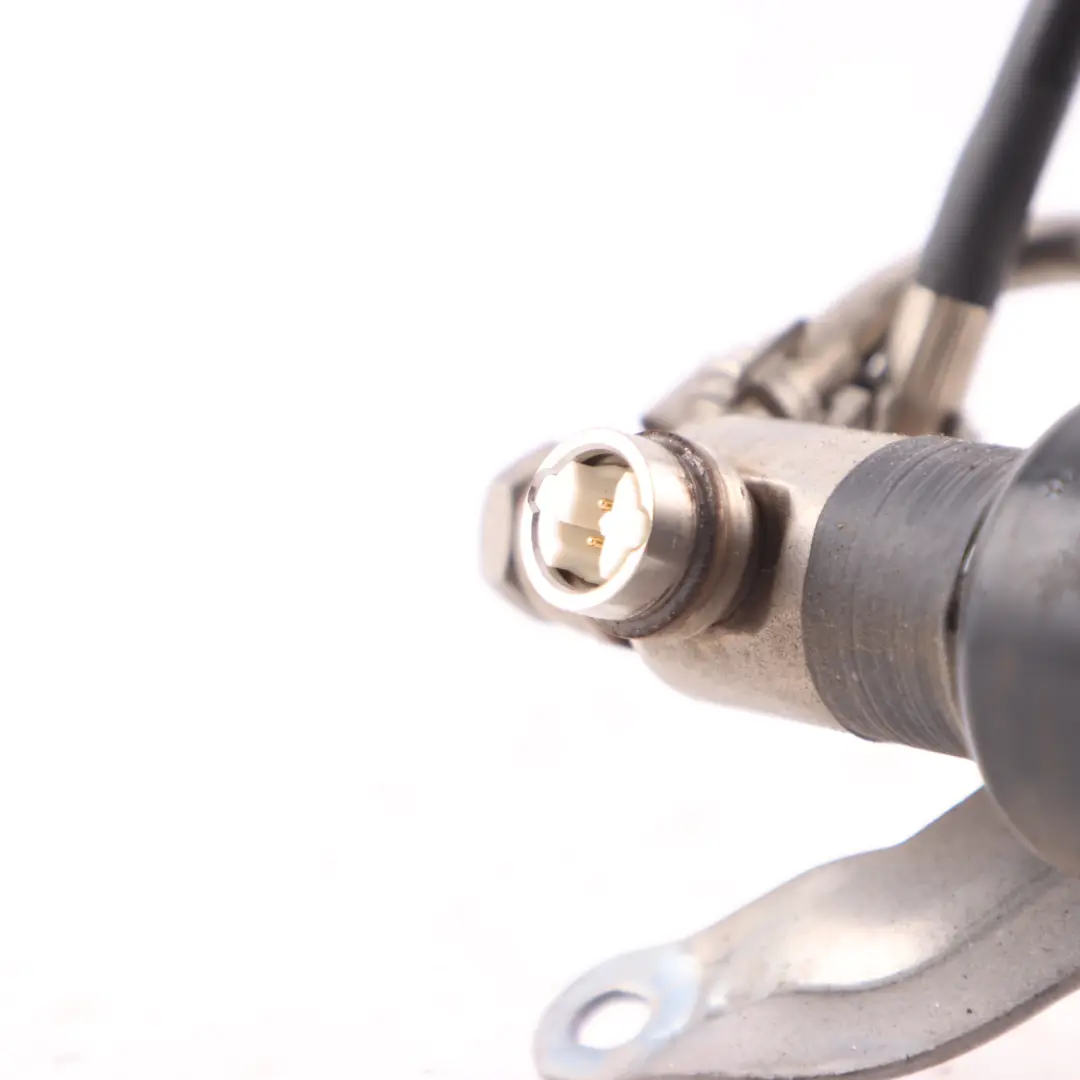 Attuatore serbatoio serbatoio pressione cofano A2468600200 per Mercedes W176 con numero di parte A2468600020 Mercedes W176 Attuatore serbatoio serbatoio pressione cofano A2468600200 - SKU A2468600020 - Numero di parte A2468600020