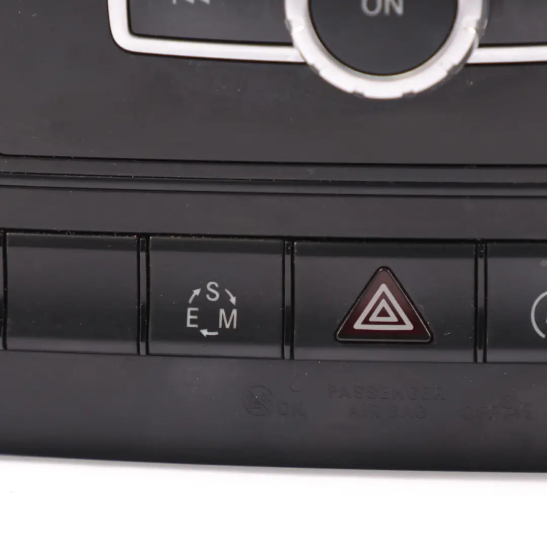  Unité de tête Mercedes GLA X156 Radio Media Player Interruptor de navegación - SKU A2469000816 - Numéro de pièce A2469000816