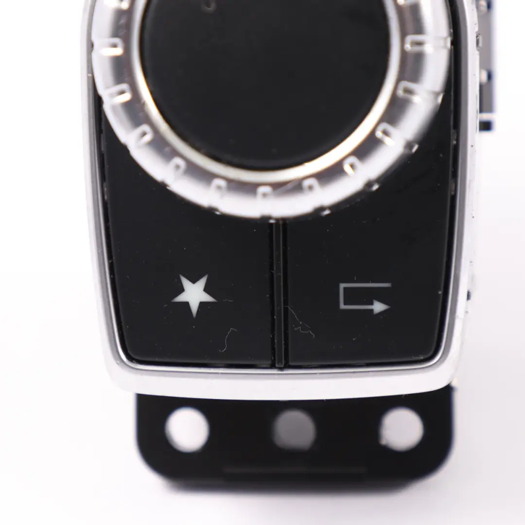  Contrôleur multimédia Mercedes X117 X156 Panneau de commande - SKU a2469005615 - Numéro de pièce A2469005615