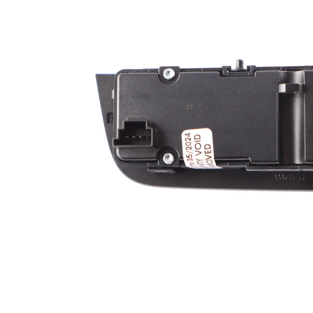 Panel Przełącznik Dynamic Select Start/Stop A2469057902 do Mercedes W176 W246 o numerze A2469052602 Mercedes W176 W246 Panel Przełącznik Dynamic Select Start/Stop A2469057902 - SKU A2469052602 - Numer Części A2469052602