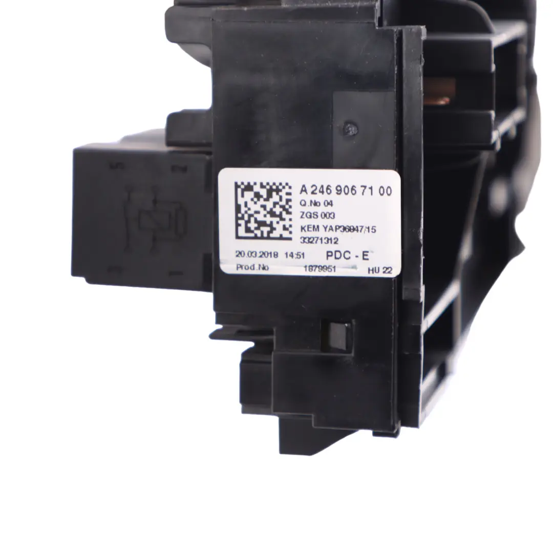 Fuse Relay Box Unit to Mercedes W176 W246 C117 with Part number A2469067100 Mercedes W176 W246 C117 Fuse Relay Box Unit - SKU A2469067100-2 - Part number A2469067100