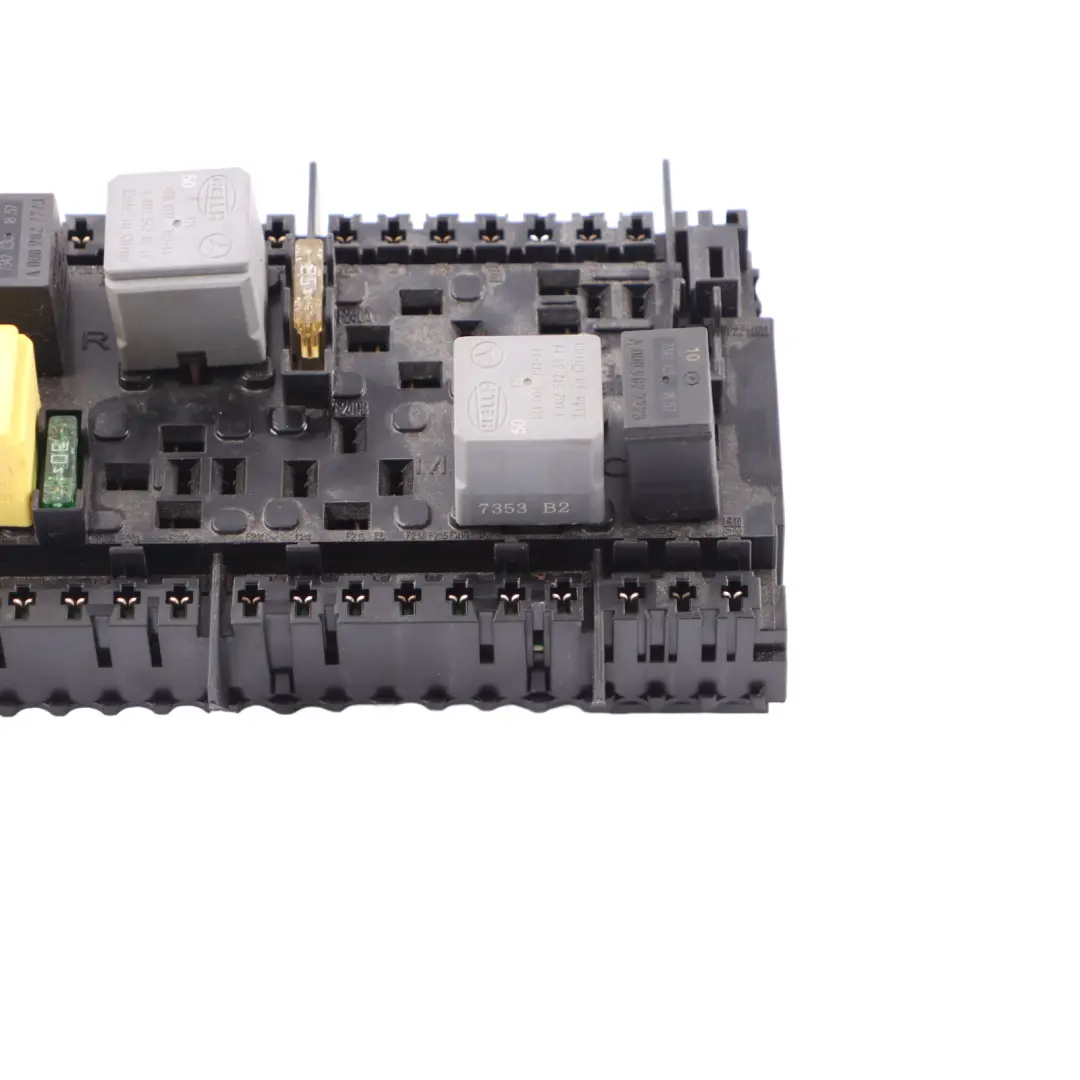 Fuse Relay Box Unit to Mercedes W176 W246 C117 with Part number A2469067100 Mercedes W176 W246 C117 Fuse Relay Box Unit - SKU A2469067100-2 - Part number A2469067100