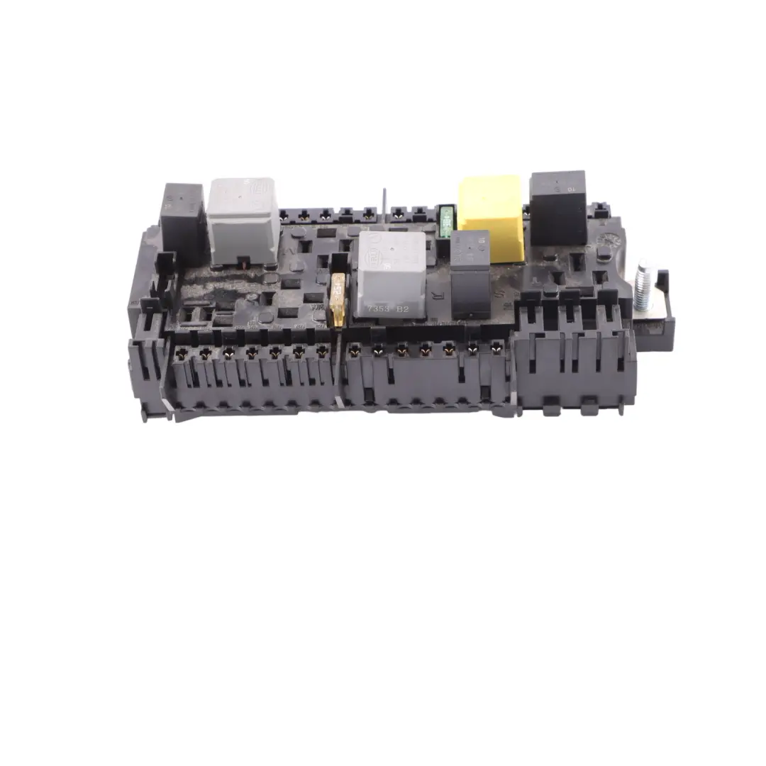Fuse Relay Box Unit to Mercedes W176 W246 C117 with Part number A2469067100 Mercedes W176 W246 C117 Fuse Relay Box Unit - SKU A2469067100-2 - Part number A2469067100
