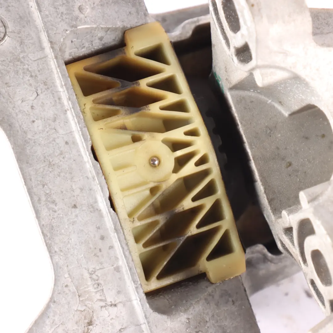 W118 W177 W257 Engine Mount Bracket Front Right O/S to Mercedes with Part number A2472402000 Mercedes W118 W177 W257 Engine Mount Bracket Front Right O/S - SKU A2472402000 - Part number A2472402000