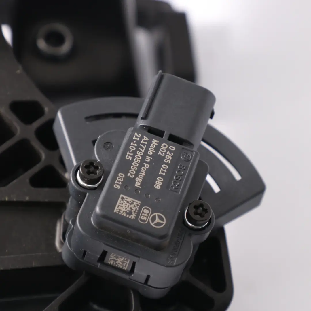 Brake Pedal Mercedes W177 H243 W247 Automatic Transmission to with Part number A2472903700 Brake Pedal Mercedes W177 H243 W247 Automatic Transmission - SKU rhd-A2472903700 - Part number A2472903700