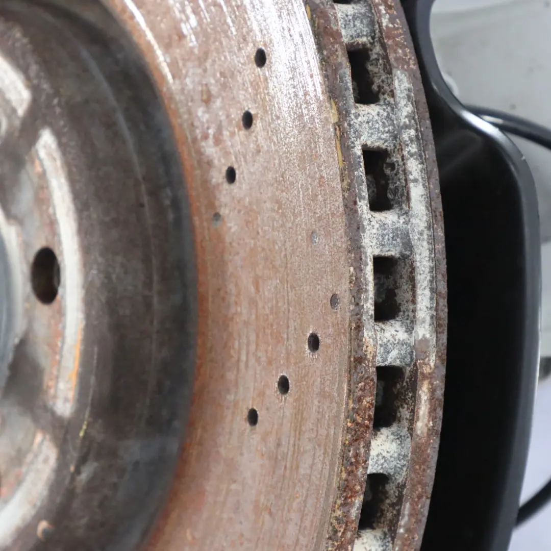 Mercedes C118 Suspension avant gauche jambe de frein disque de roue moyeu - SKU A2473320100-1 - Numéro de pièce A2473320100
