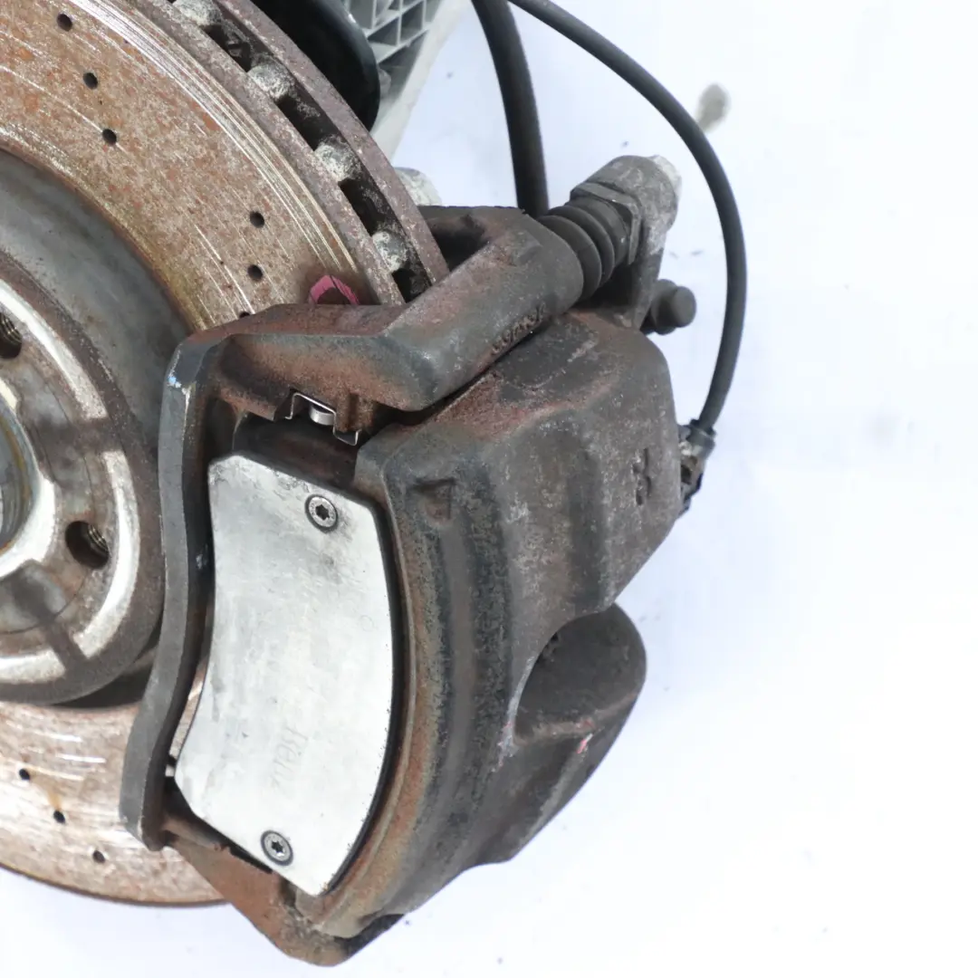 Mercedes C118 Vorne Rechts Aufhängung Bein Bremsscheibe Radnabe Bremssattel - SKU A2473320200-1 - Teilenummer A2473320200