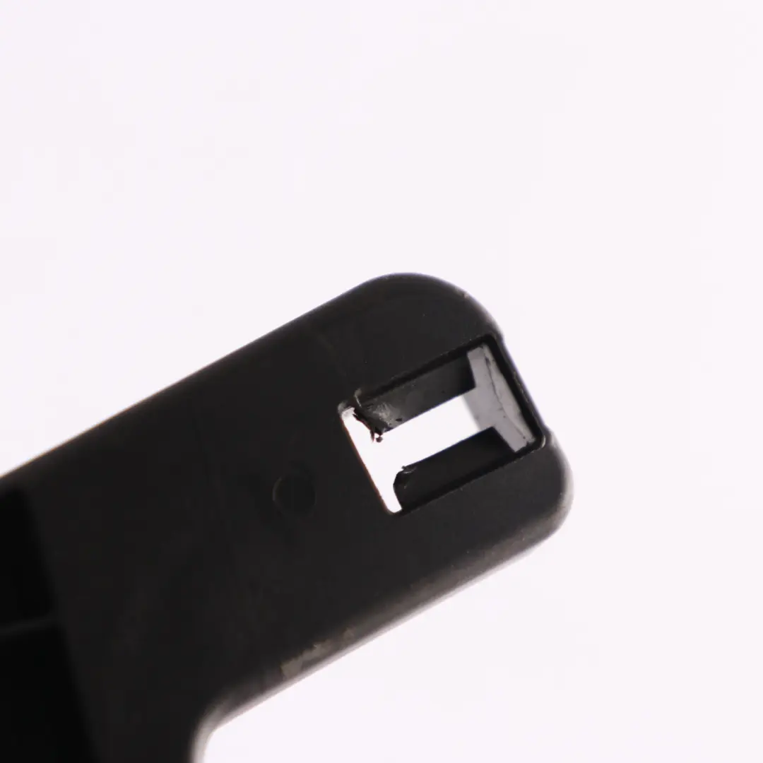 Coolant Pipe Bracket Mercedes W177 W247 Water Coolant Hose Holder to with Part number A2475010020 Coolant Pipe Bracket Mercedes W177 W247 Water Coolant Hose Holder - SKU A2475010020 - Part number A2475010020