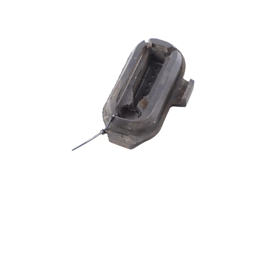 Mercedes C118 W177 W247 Soporte Goma Radiador Izquierdo - SKU A2475040300 - Número de pieza A2475040300