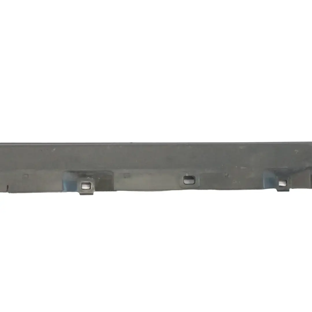 Faldón lateral derecho Cubre umbral Imprimado para Mercedes H243 con número de pieza A2476981000 Mercedes H243 Faldón lateral derecho Cubre umbral Imprimado - SKU A2476981000 - Número de pieza A2476981000