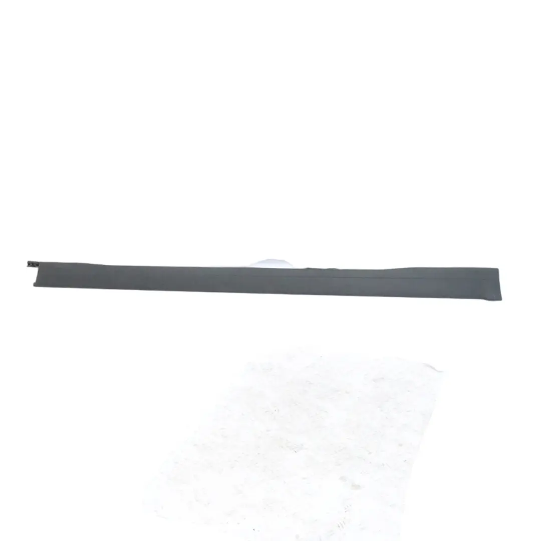 Couvercle de seuil latérale de porte droit apprêté pour Mercedes H243 à propos du numéro de pièce A2476981000 Mercedes H243 Couvercle de seuil latérale de porte droit apprêté - SKU A2476981000 - Numéro de pièce A2476981000