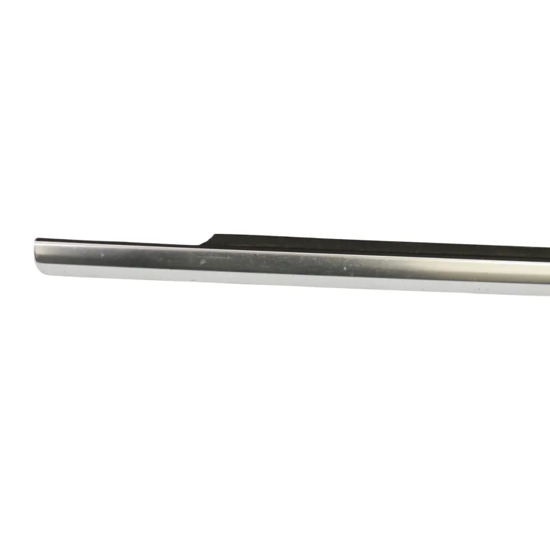 Mercedes H243 Striscia paraspruzzi finestra anteriore sinistra Chrom - SKU A2477253901 - Numero di parte A2477253901