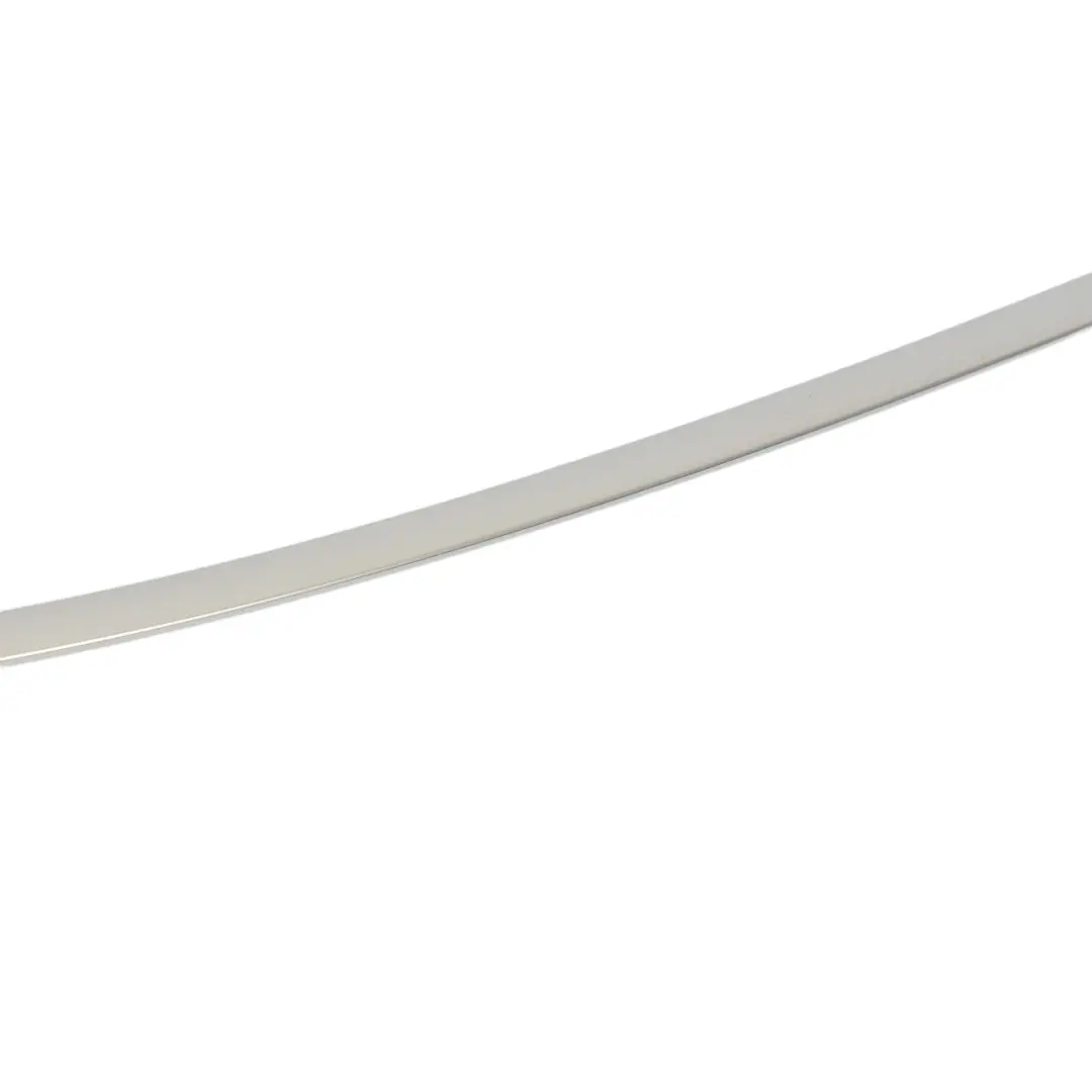 Finestrino Striscia Modanatura Porta Anteriore Destra per Mercedes H243 con numero di parte A2477254400 Mercedes H243 Finestrino Striscia Modanatura Porta Anteriore Destra - SKU A2477254400 - Numero di parte A2477254400
