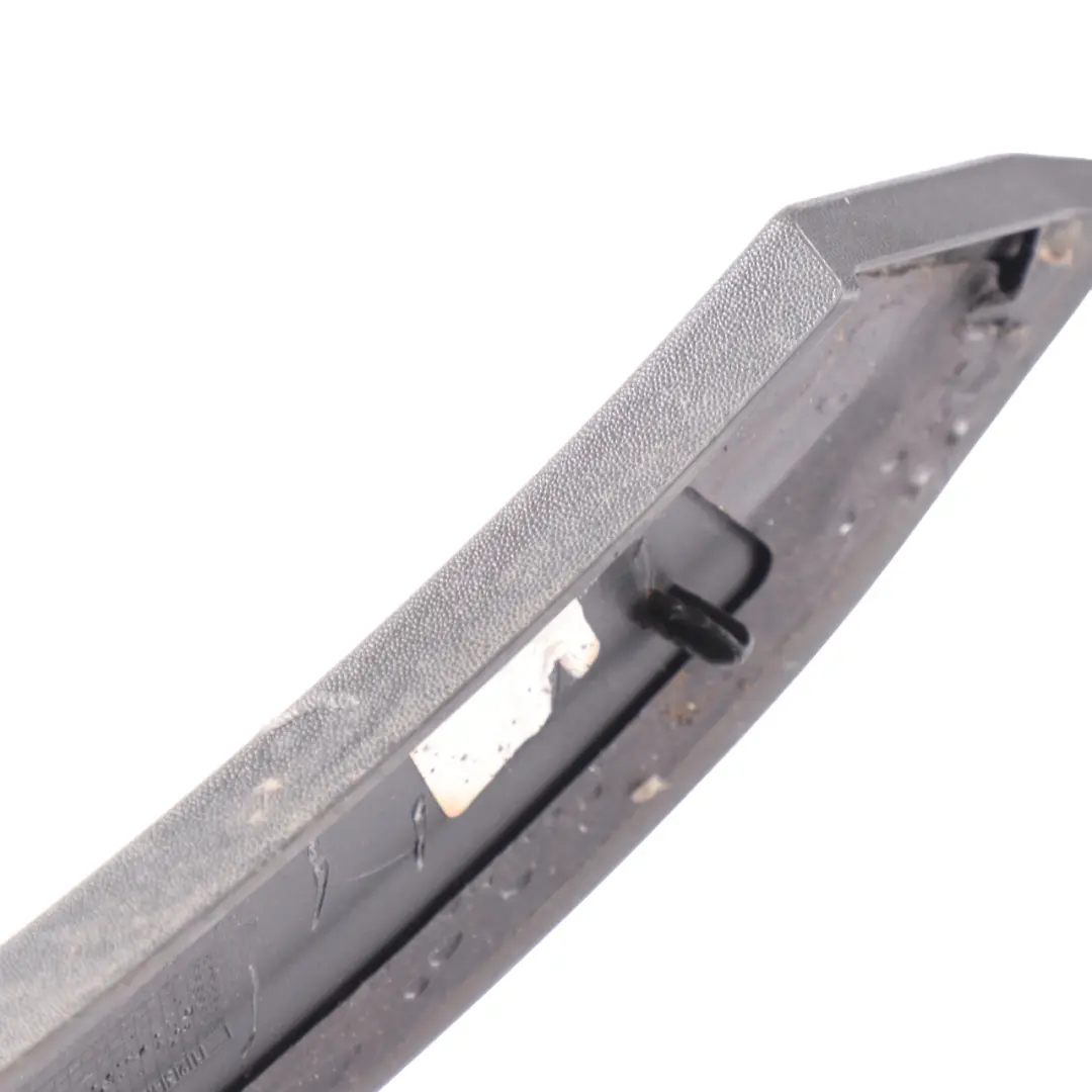 Tapa guardabarros trasero izquierdo para Mercedes H243 H247 con número de pieza A2477300002 Mercedes H243 H247 Tapa guardabarros trasero izquierdo - SKU A2477300002 - Número de pieza A2477300002