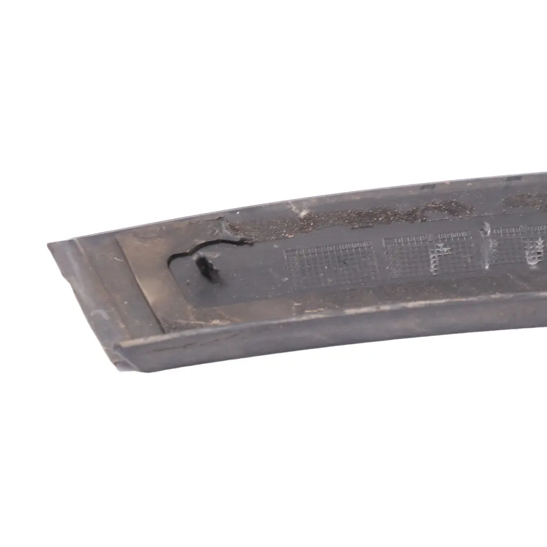 Mercedes H243 H247 Housse de passage de roue Aile arrière droite - SKU A2477302702 - Numéro de pièce A2477302702