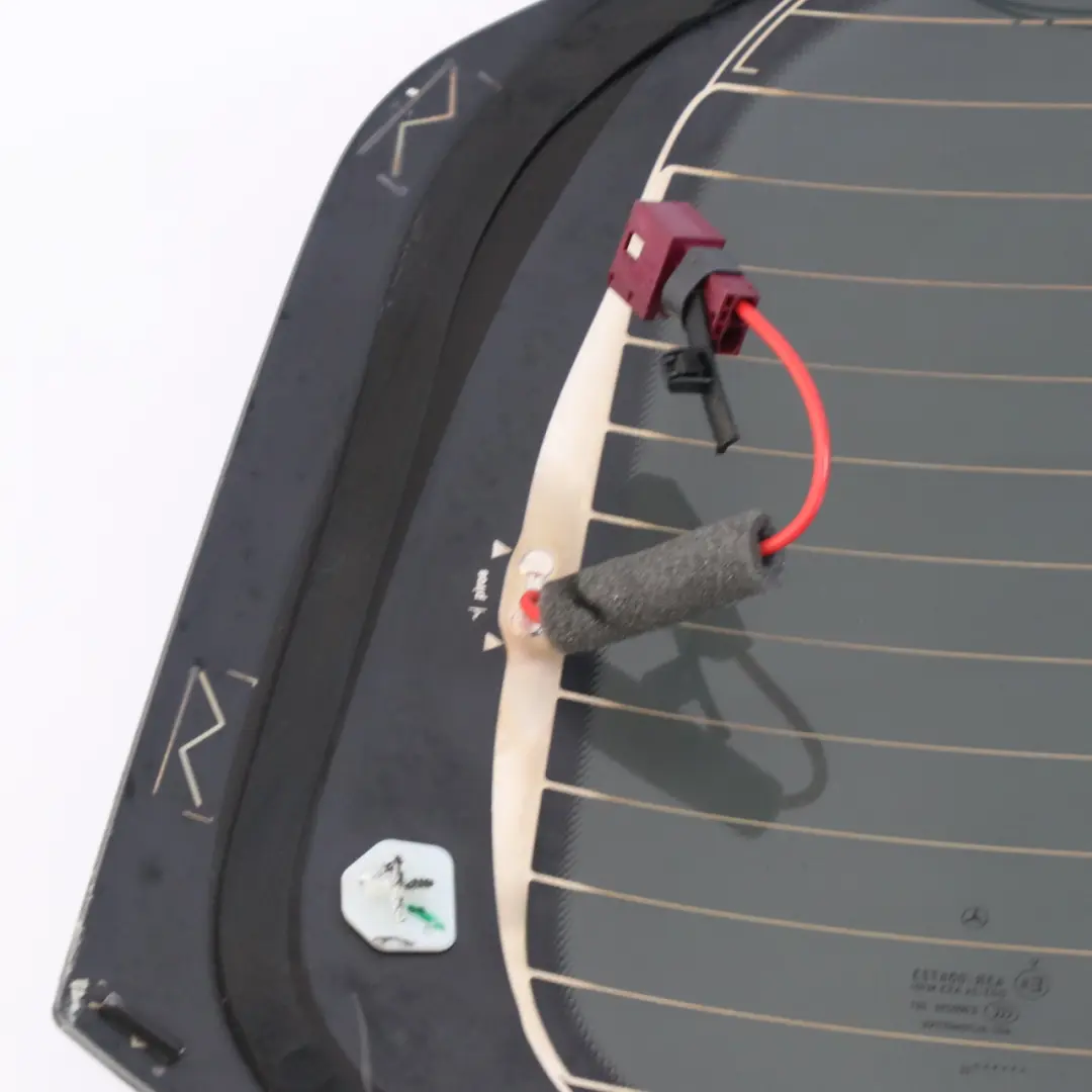 Vetro del coperchio bagagliaio posteriore AS3 colorato per Mercedes H243 con numero di parte A2477406200 Mercedes H243 Vetro del coperchio bagagliaio posteriore AS3 colorato - SKU A2477406200 - Numero di parte A2477406200