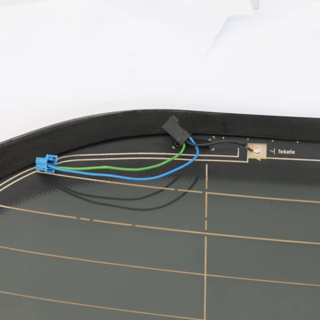 Heckklappe Glasscheibe AS3 Glas Dunkel Getönt für Mercedes H243 mit Teilenummer A2477406200 Mercedes H243 Heckklappe Glasscheibe AS3 Glas Dunkel Getönt - SKU A2477406200 - Teilenummer A2477406200