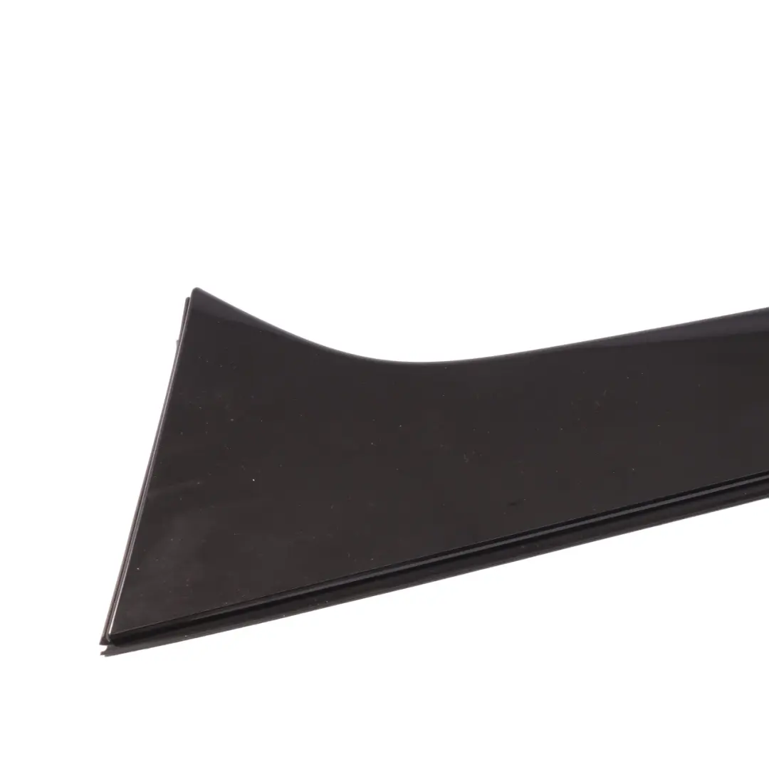 Mercedes H243 Coffre hayon aileron arrière gauche Cache panneau - SKU A2477900300 - Numéro de pièce A2477900300