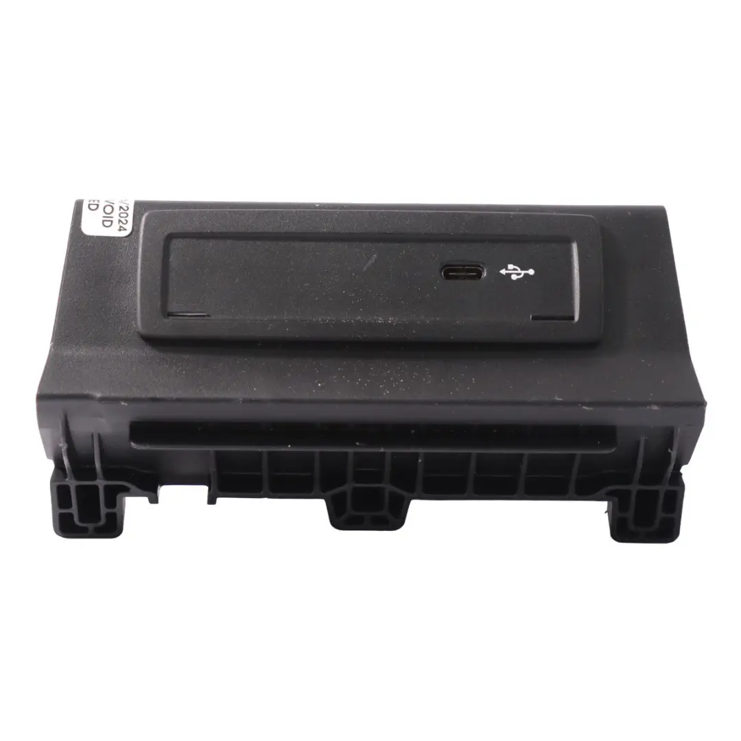 USB Port Buchse Stecker Bedienfeld Anschluss für Mercedes W177 W247 mit Teilenummer A2478203902 Mercedes W177 W247 USB Port Buchse Stecker Bedienfeld Anschluss - SKU A2478203902-1 - Teilenummer A2478203902