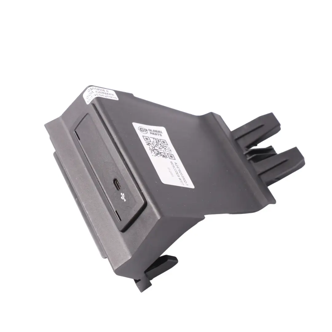 Presa USB Plug Pannello di Controllo Connessione per Mercedes W177 W247 con numero di parte A2478203902 Mercedes W177 W247 Presa USB Plug Pannello di Controllo Connessione - SKU A2478203902-1 - Numero di parte A2478203902