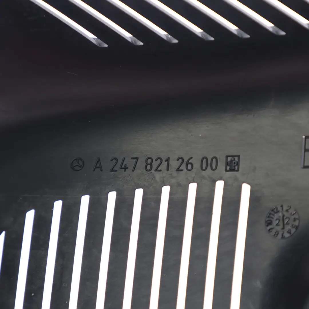 Rétroviseur Capteur de Lumière de Pluie Cache Panneau pour Mercedes H243 à propos du numéro de pièce A2478212600 Mercedes H243 Rétroviseur Capteur de Lumière de Pluie Cache Panneau - SKU A2478212600 - Numéro de pièce A2478212600