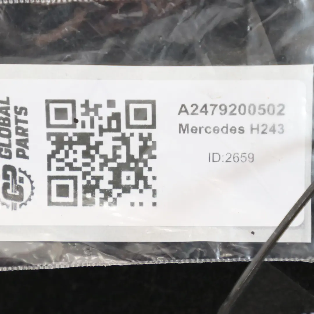 Respaldo Asiento Trasero Izquierdo Imitación Cuero Tela Negro para Mercedes H243 con número de pieza A2479200502 Mercedes H243 Respaldo Asiento Trasero Izquierdo Imitación Cuero Tela Negro - SKU A2479200502 - Número de pieza A2479200502