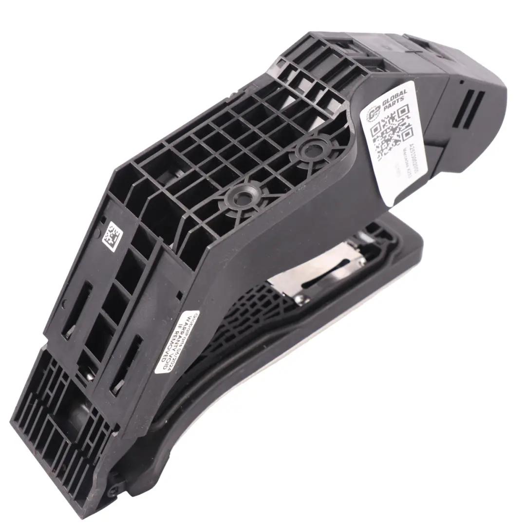 Accelerator Throttle Gas Pedal Assembly to Mercedes GLC X253 with Part number A2533002000 Mercedes GLC X253 Accelerator Throttle Gas Pedal Assembly - SKU A2533002000 - Part number A2533002000