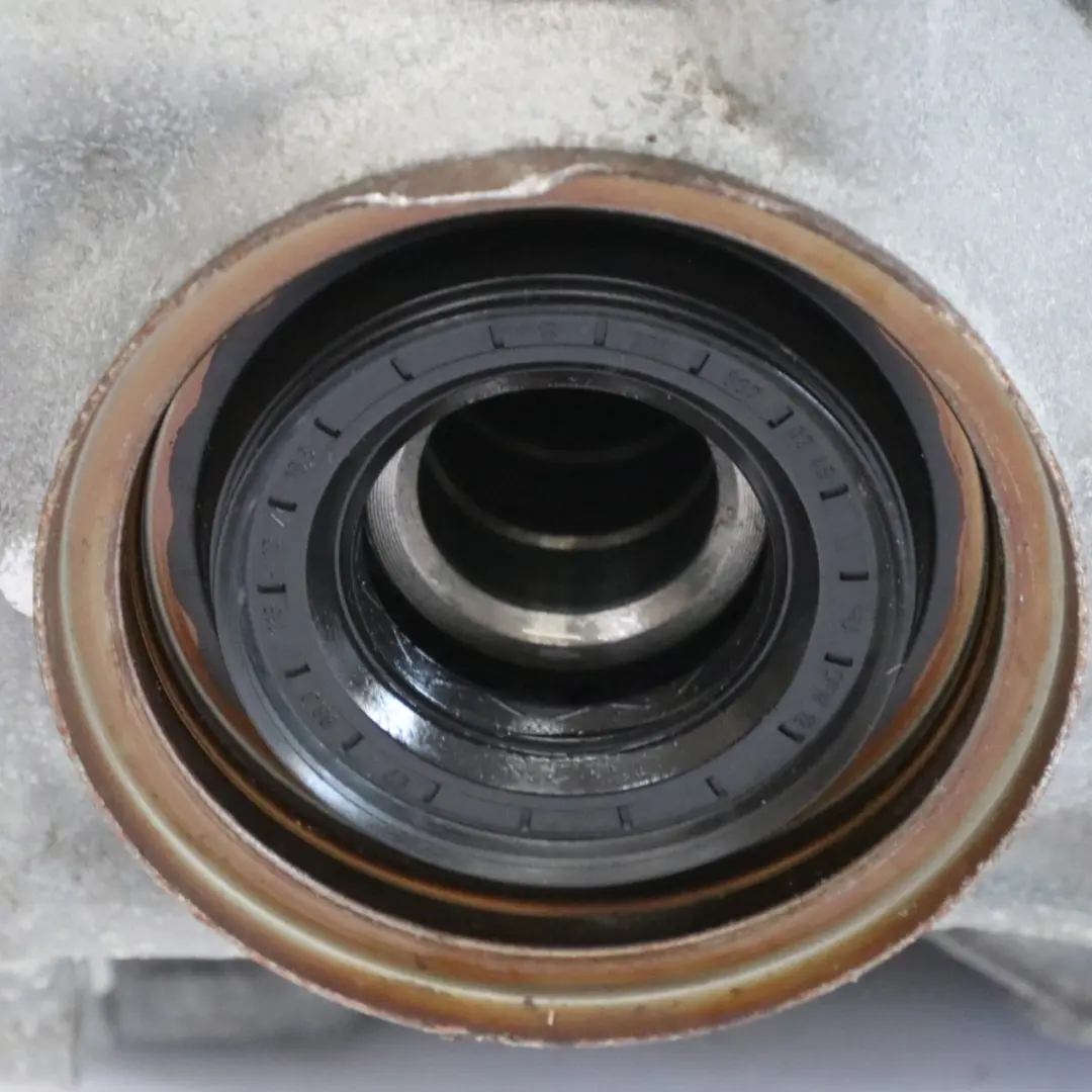 Dyferencjał Dyfer Most Tył Tylny 3,692 Mercedes GLC X253 AMG - SKU A2533509703 - Numer Części A2533509703