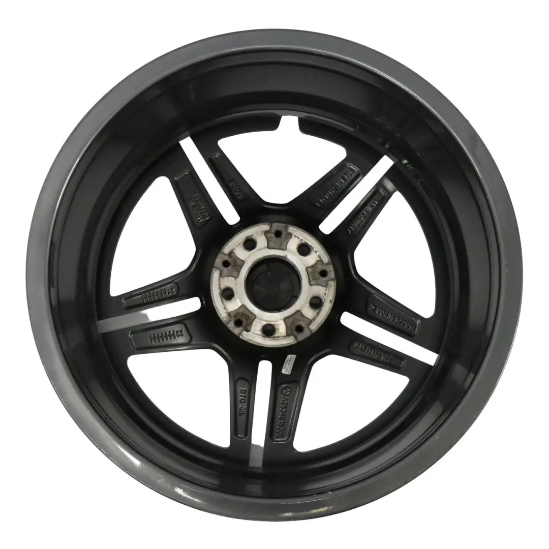 Jante en alliage gris 19" 8J ET:38 pour Mercedes W213 X253 à propos du numéro de pièce A2534015300 Mercedes W213 X253 Jante en alliage gris 19" 8J ET:38 - SKU A2534015300-2 - Numéro de pièce A2534015300