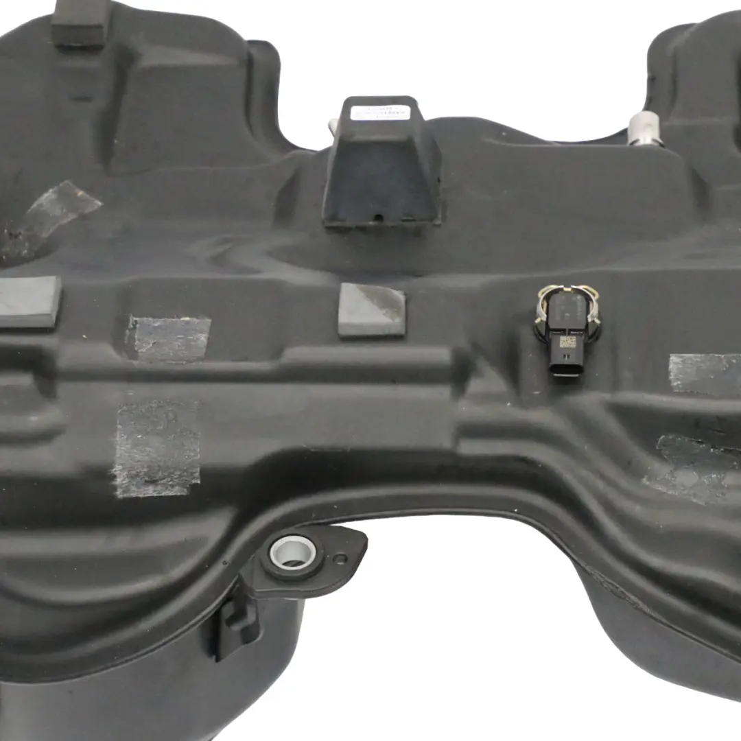 4matic OM274 Depósito de combustible para Mercedes GLC 300e Hybrid X253 con número de pieza A2534702202 Mercedes GLC 300e Hybrid X253 4matic OM274 Depósito de combustible - SKU A2534702202 - Número de pieza A2534702202